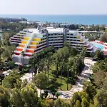 Resort Megasaray Side